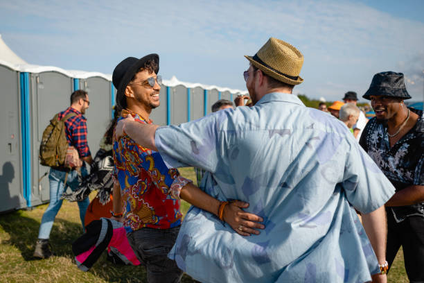 Best Portable restroom trailer rental  in Oak Forest, IL