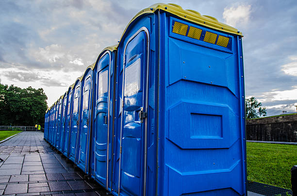 Best Portable restroom trailer rental  in Oak Forest, IL